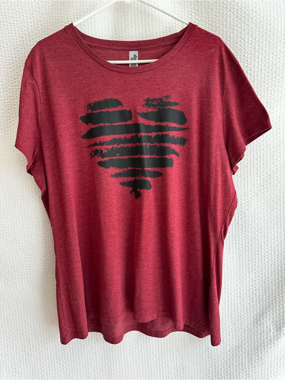 INSTANT MESSAGE Red Black Heart Graphic Tee Plus Size 2XL Short Sleeve Shirt